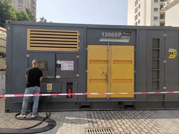 湖南500KW发电机组冬季应该配多大的启动电瓶？